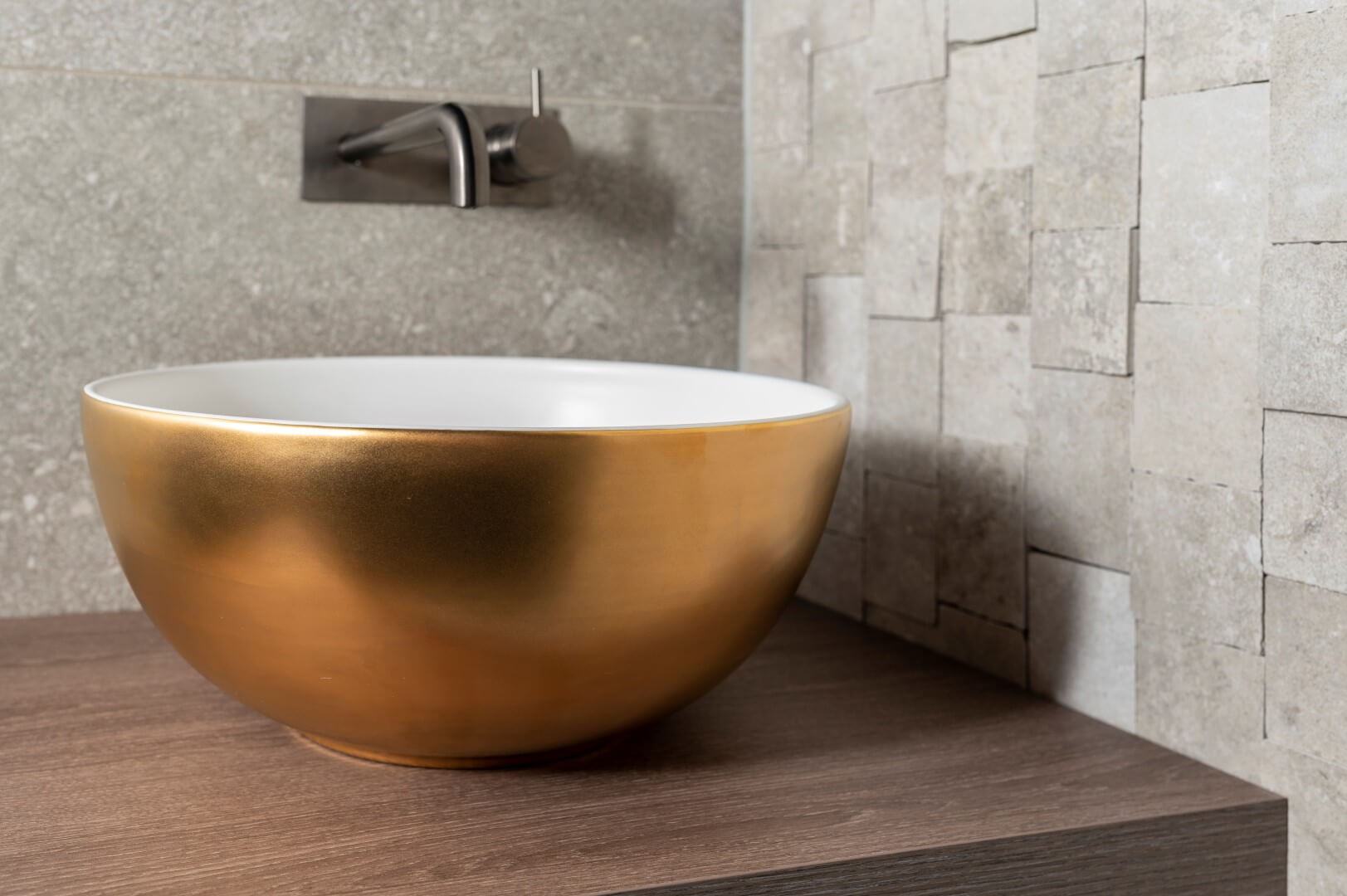 gouden wasbak