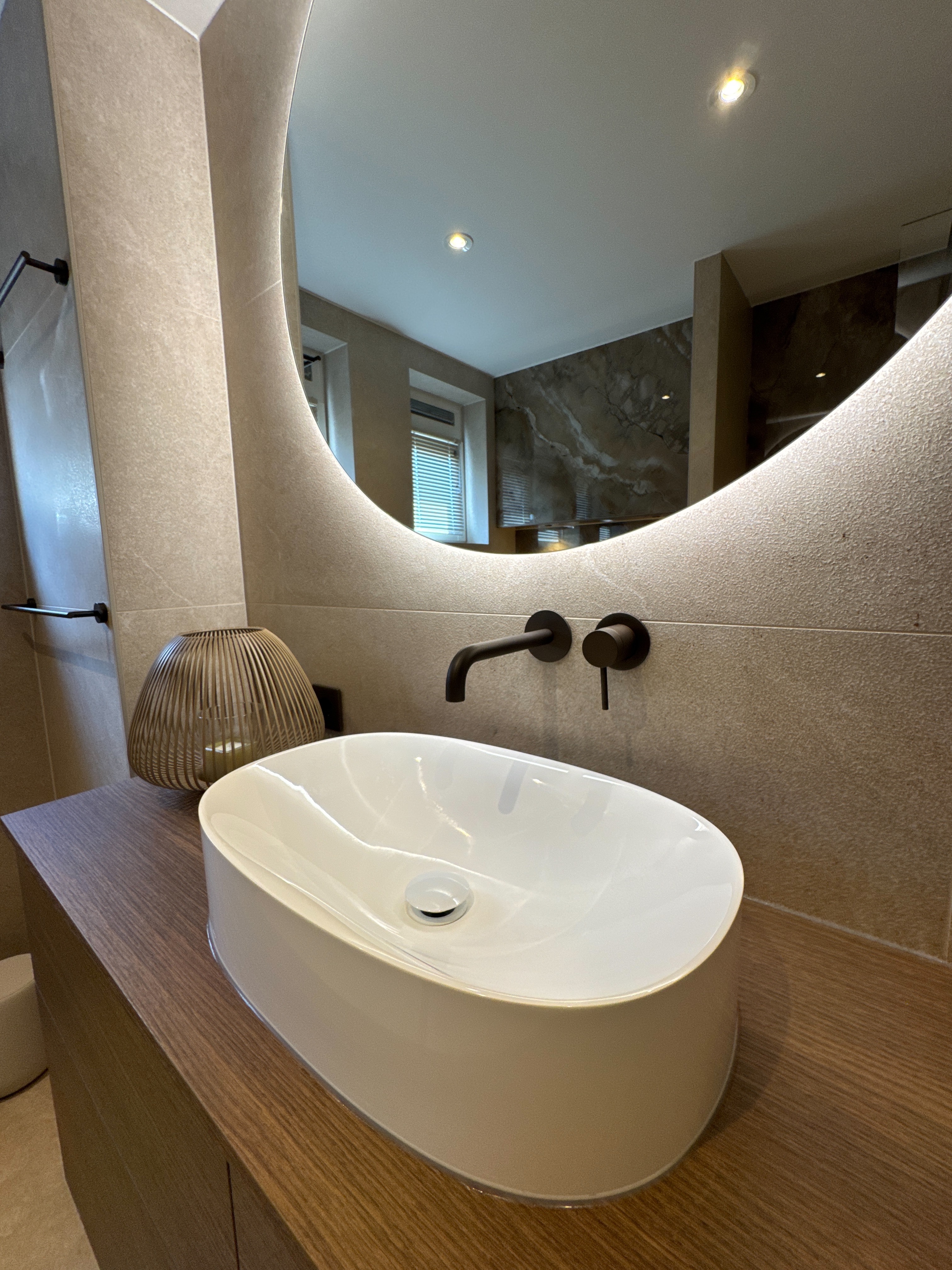 Tijdloze Luxe in Marmerlook en Aardetinten